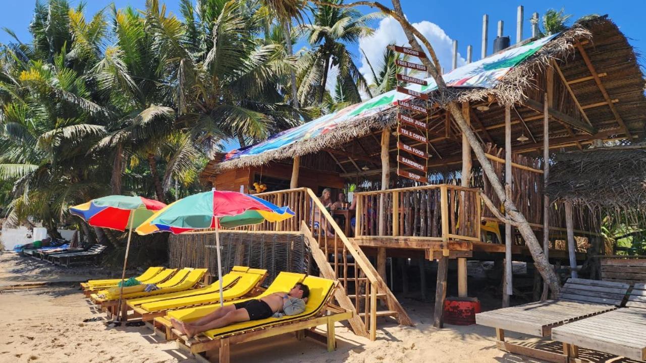 White Lion Paradise Dikwella Batigama Exterior photo